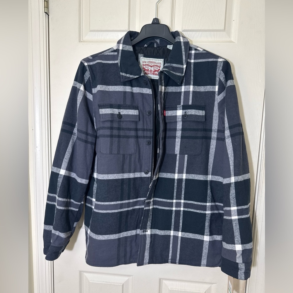 NWT LEVI Strauss & Co Men’s Quilt Jacket Size Large Gray & Black Plaid Shacket